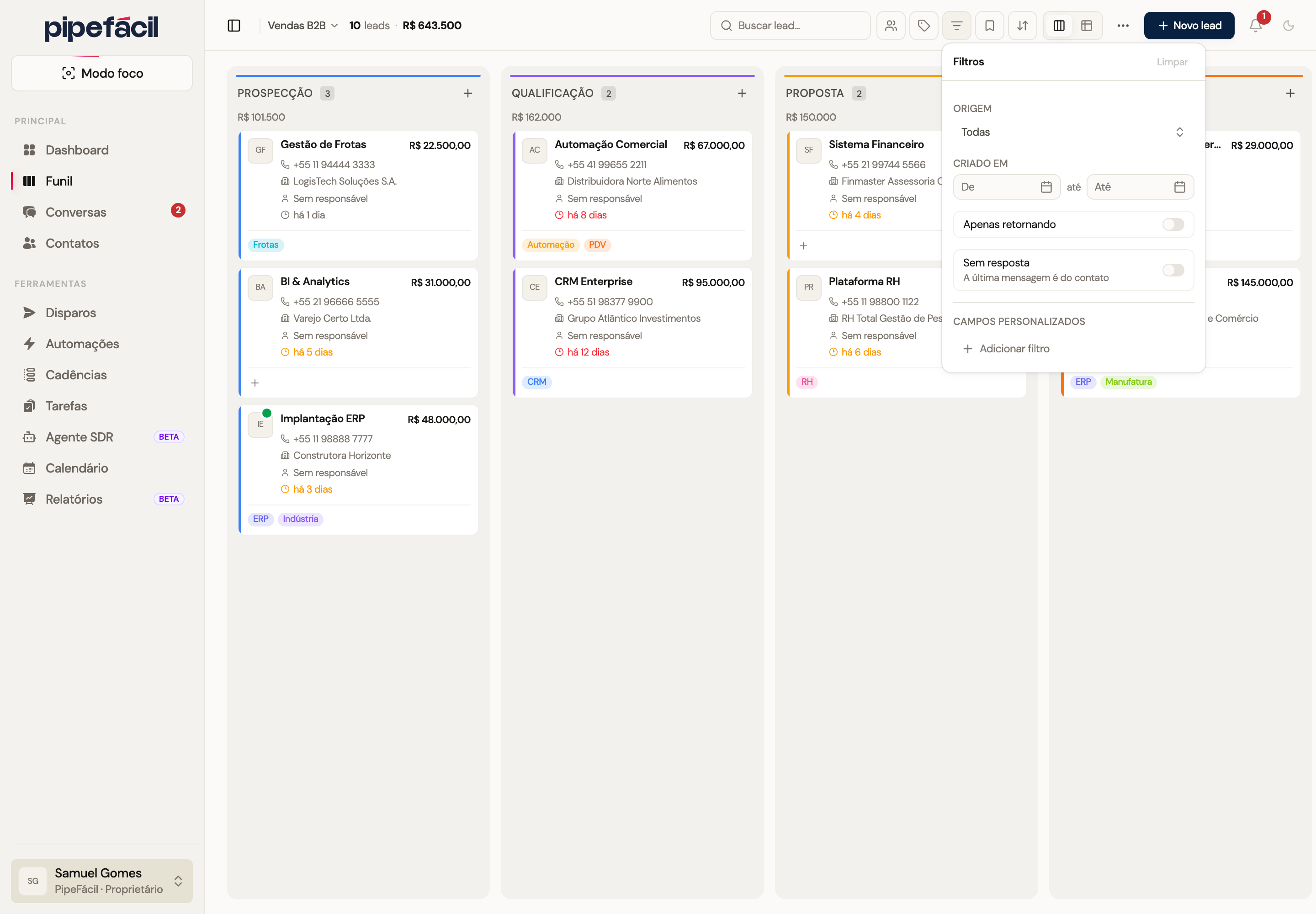 Popover de filtros do funil com origem, período, retorno e campos personalizados